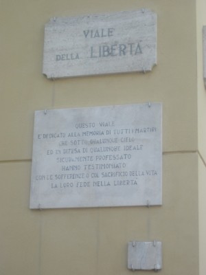 Lapide viale della Libertà