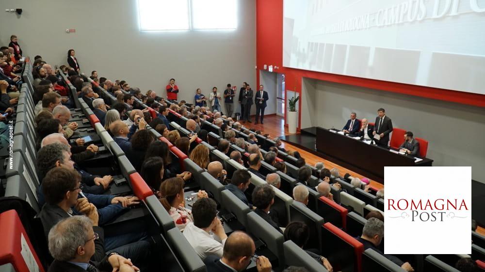 cropped-inaugurazione-campus-2.jpg