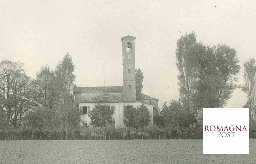 Chiesa-Poggio-con-campanile-completato-nel-1962