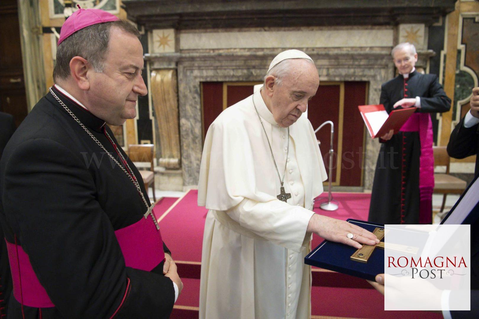 20-10-10-udienza-papale-3-1620x1080.jpg?v=1602343995