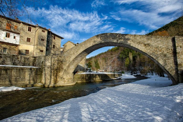 Portico-Ponte-della-Maesta