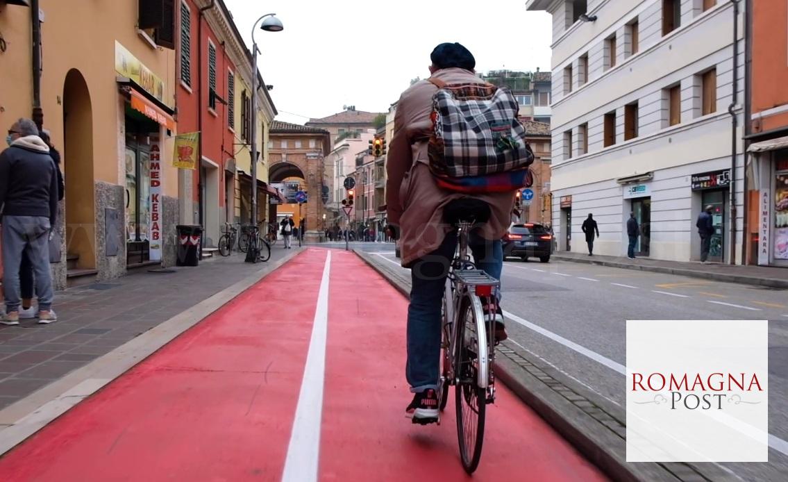 CESENA E pur ti muovi