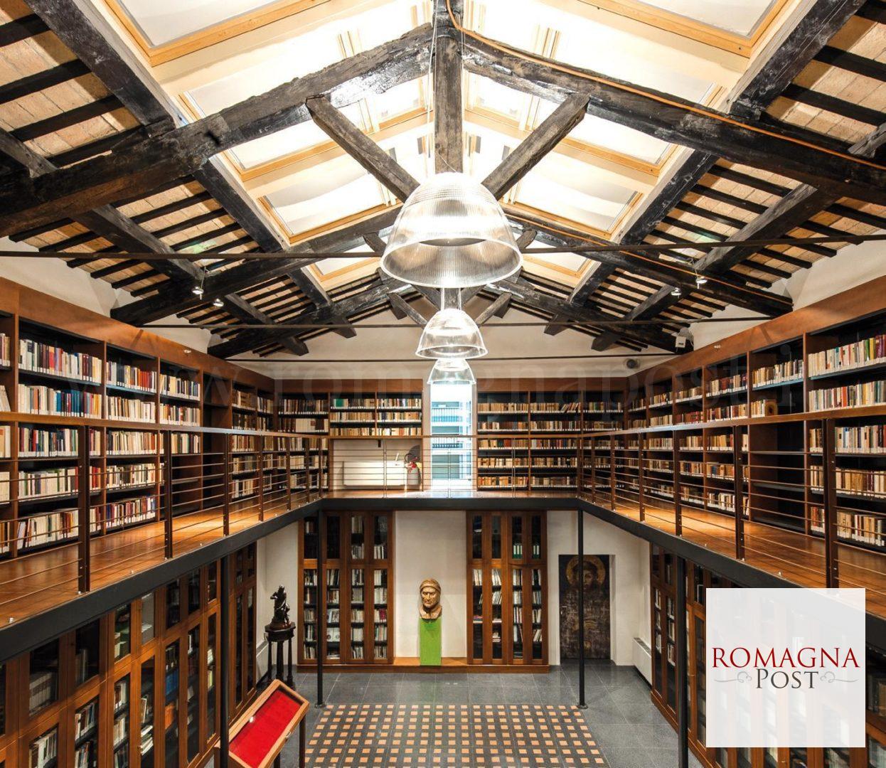 8.-Biblioteca-del-Centro-Dantesco-1246x1080.jpg?v=1628589784