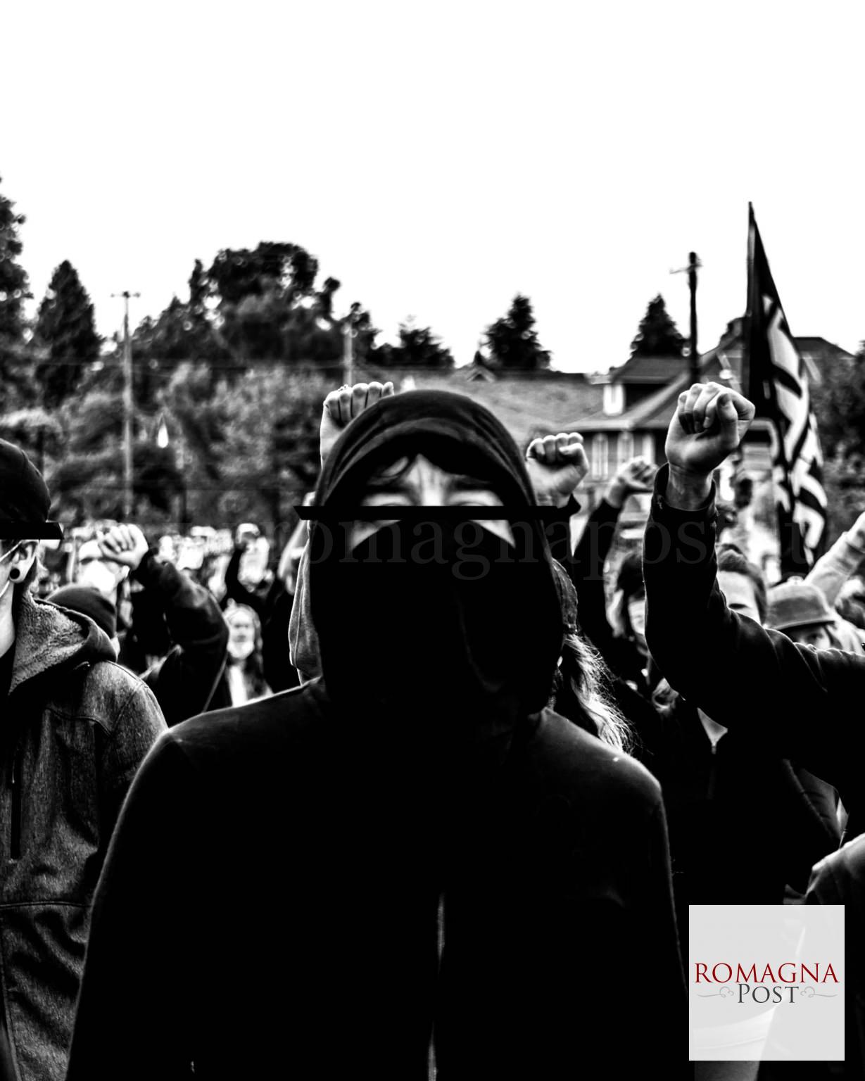 bavaglio libertà di informazione