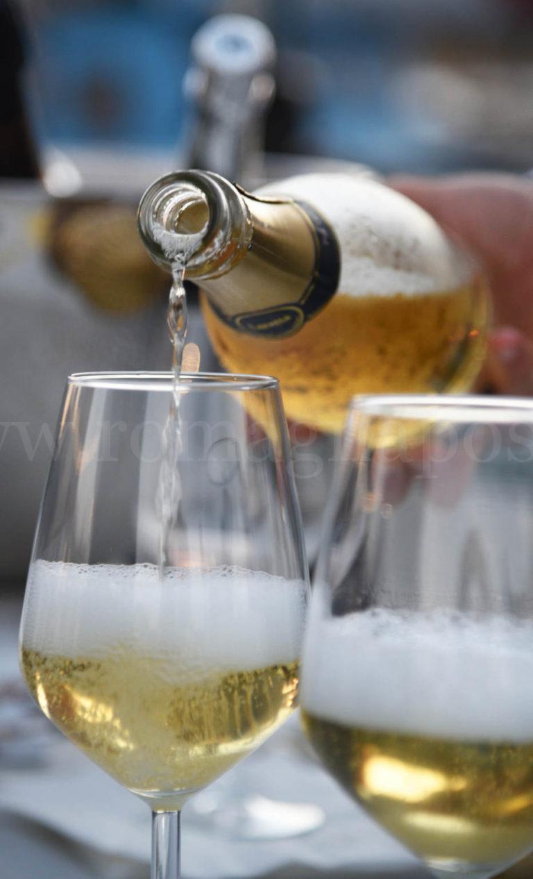 vino bianco bollicine