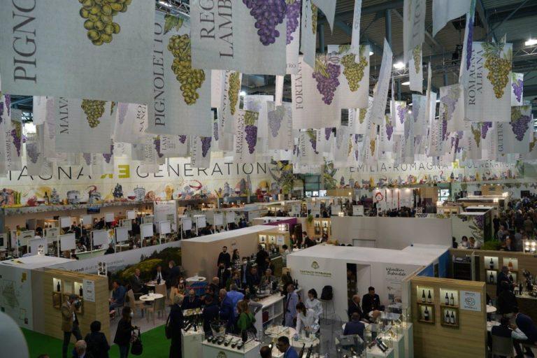Vino Enoteca Regionale ER Vinitaly Padiglione Interno