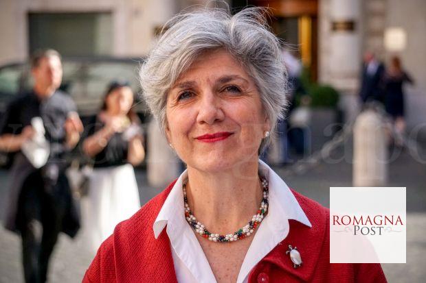 simona_viola_ritratto-cb60e0c7