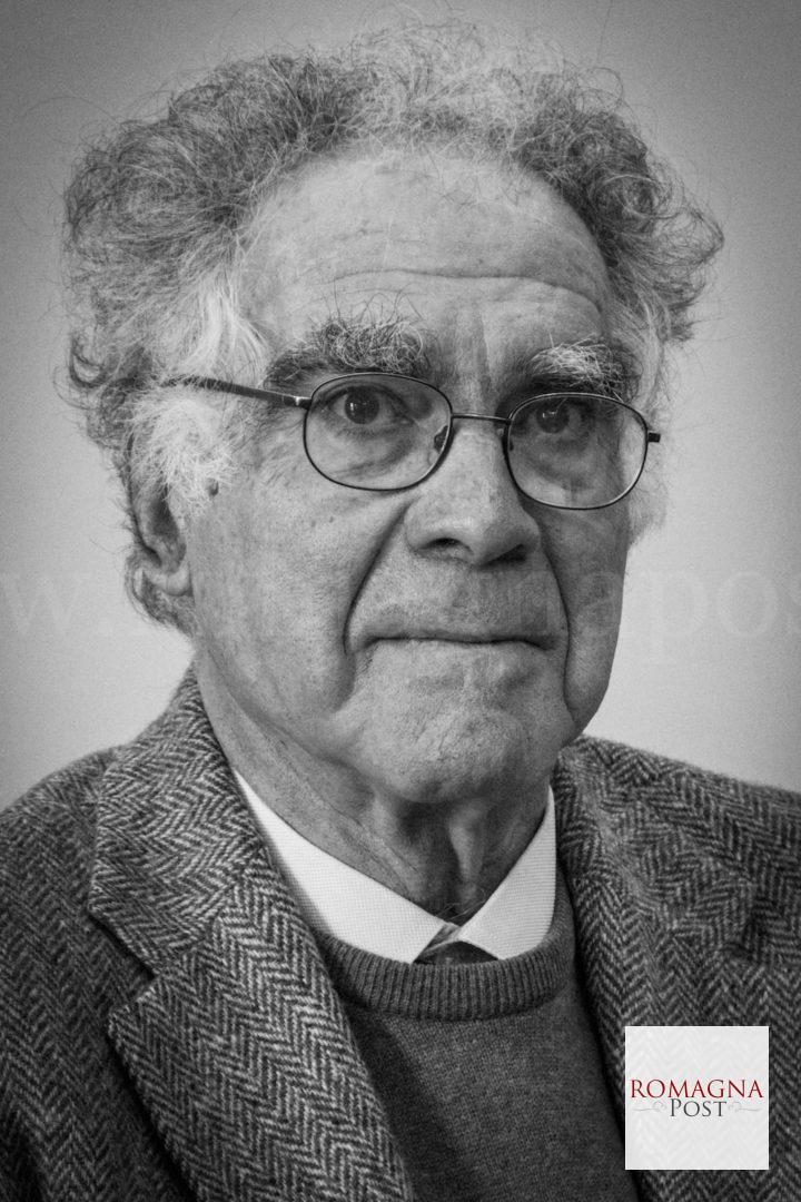 22-11-11-Carlo_Ginzburg-wikicommons-720x1080.jpeg?v=1668172599