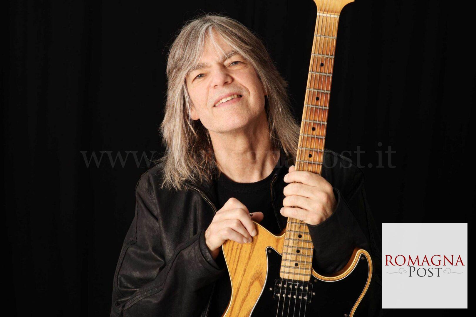 MikeStern_by_Sandrine_Lee_3-1620x1080.jpeg?v=1690013786