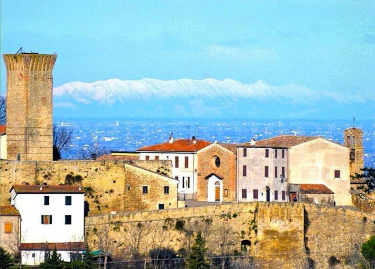 teodorano-panoramica-con-cielo-azzurro-meldola-1024x735-1