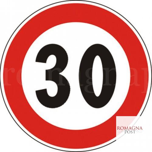 cartello-limite-massimo-di-velocita-30-000