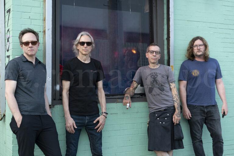 Live Skull by Jen Jaffe_2 copia