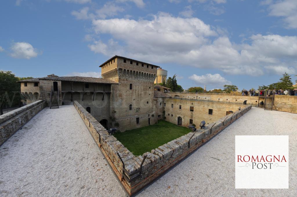 FOTO-DERVIS-ROCCA-DI-RAVALDINO-FORLI-06A-1-1