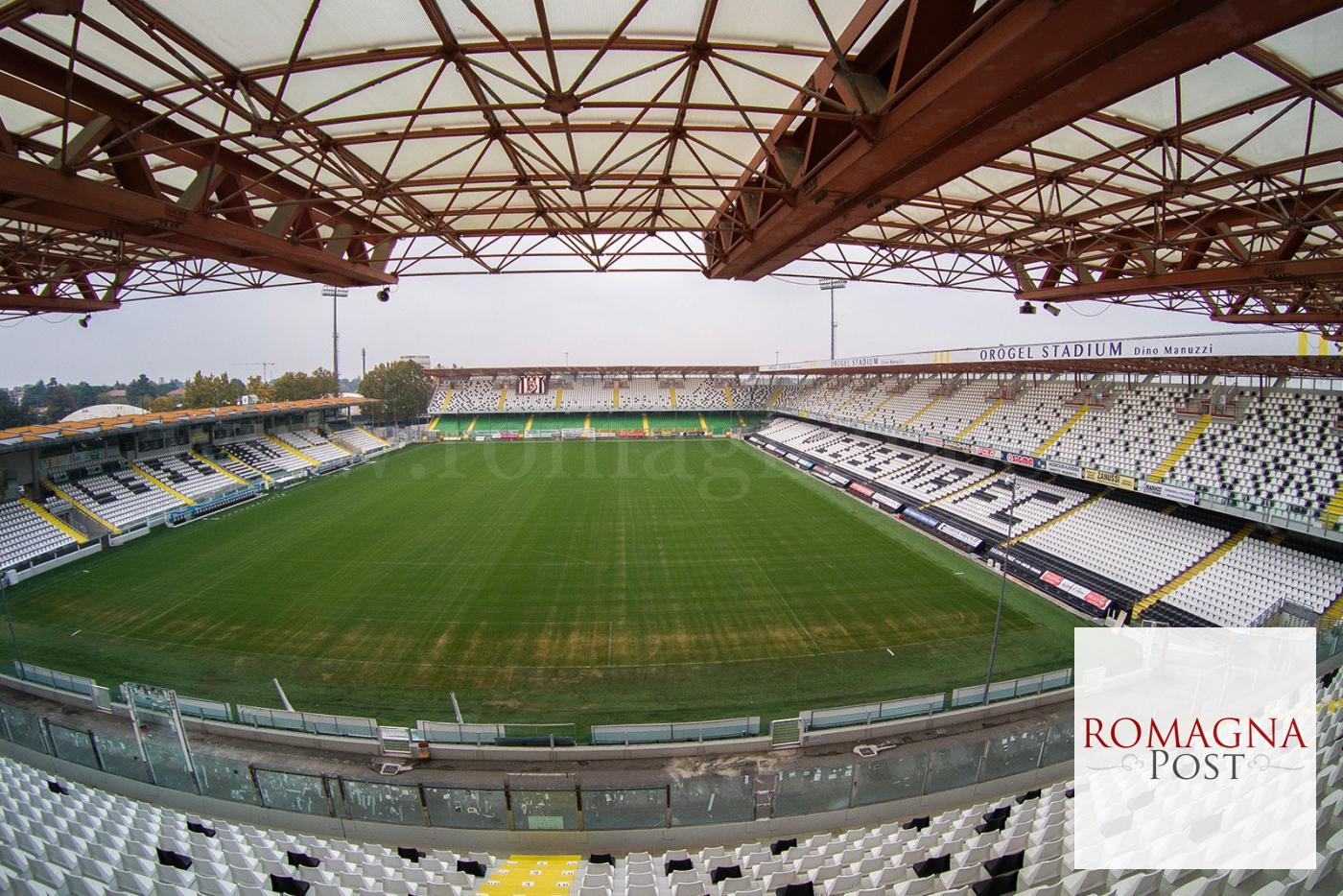 Orogel Stadium Dino Manuzzi (1)