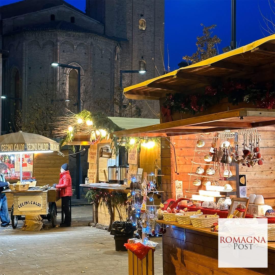 Natale a Cesena con casette e pista di pattinaggio