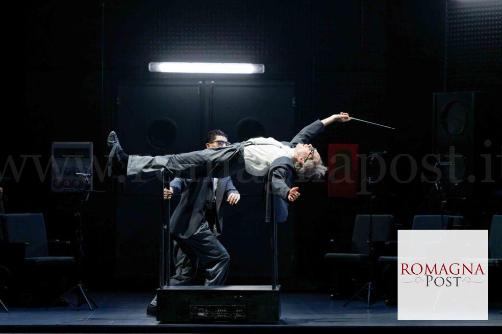 CCN Aterballetto - Notte Morricone - ph. Christophe Bernard (13)