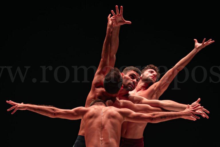 MM Contemporary Dance Company_ph.Tiziano Ghidorsi