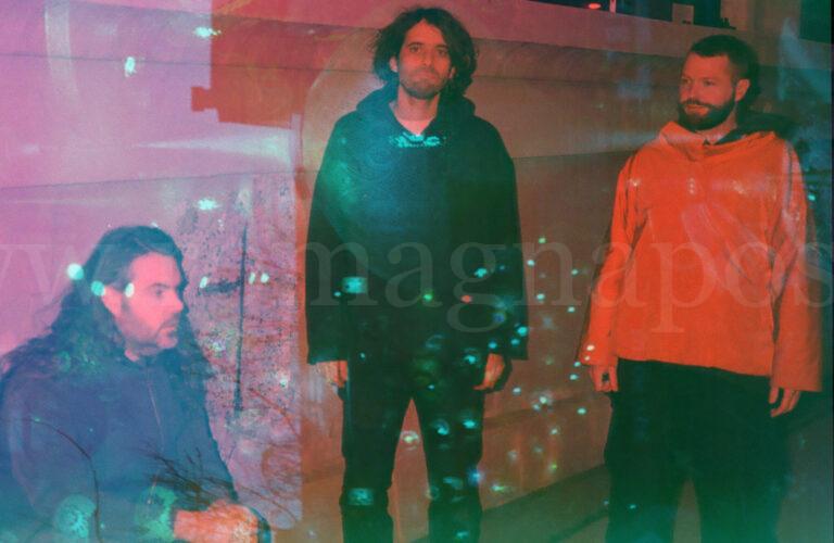 Suuns_2
