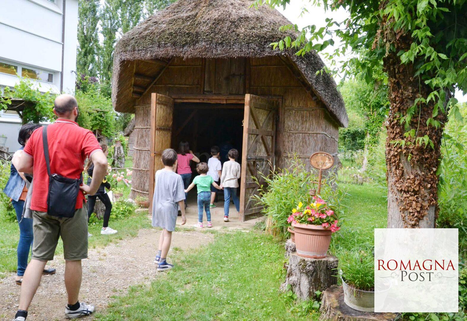 Etnoparco Villanova capanne (2)