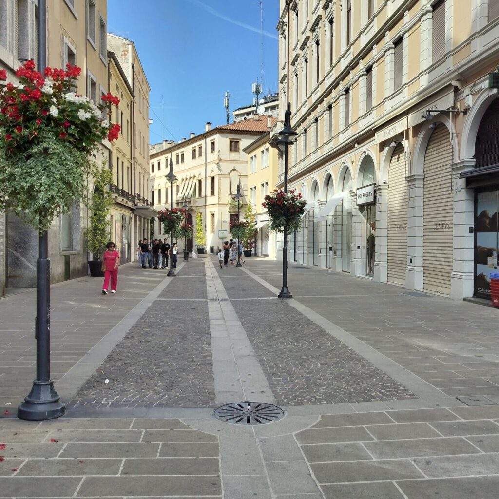 oplus_0