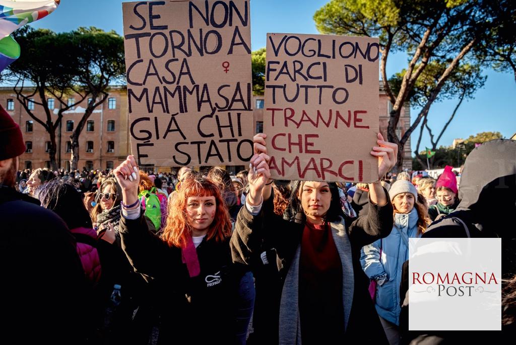 MANIFESTAZIONE-FEMMINICIDI.jpg?v=1762619679