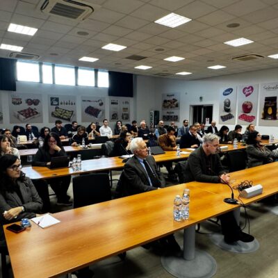 sala_apofruit_direzione_legacoop