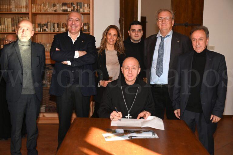 foto_firma_abbazia_del_monte