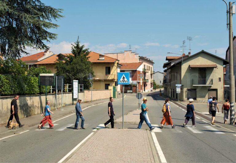 Passeggiata dadaista - ph Diego Diaz Morales
