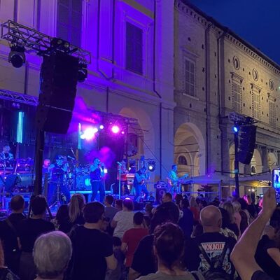 Moka in concerto in piazza Liberta